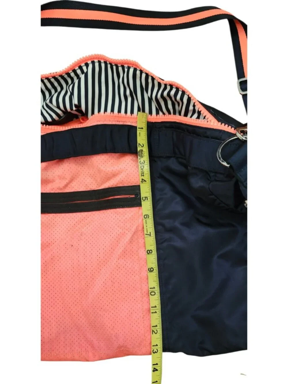 Lululemon Do It Up Gym Bag Neon Coral Navy Large Duffle Crossbody Travel Sport